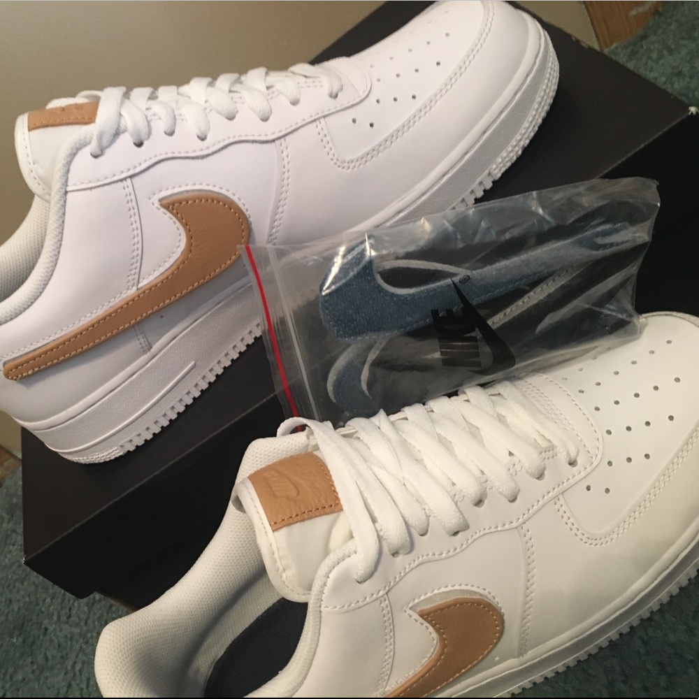 Nike Air Force 1 '07 LV8 3 Removable Swoosh